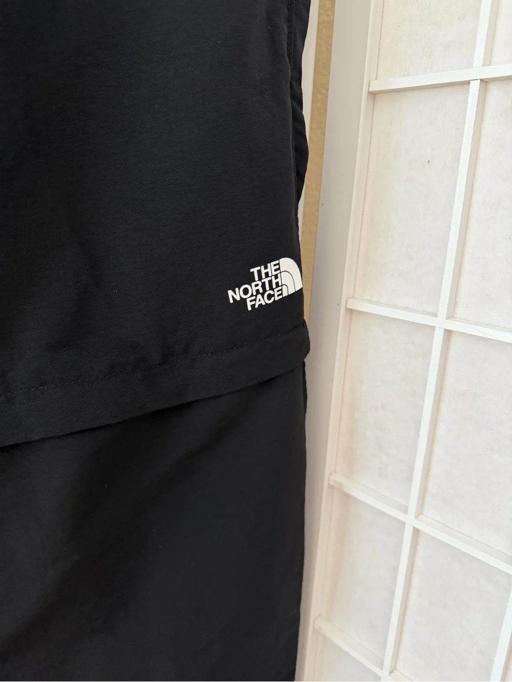 The North Face Black Convertible Zip-Off Hiking Pants 32x30